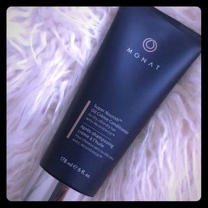 Monat Super Nourish Oil Creme Conditioner